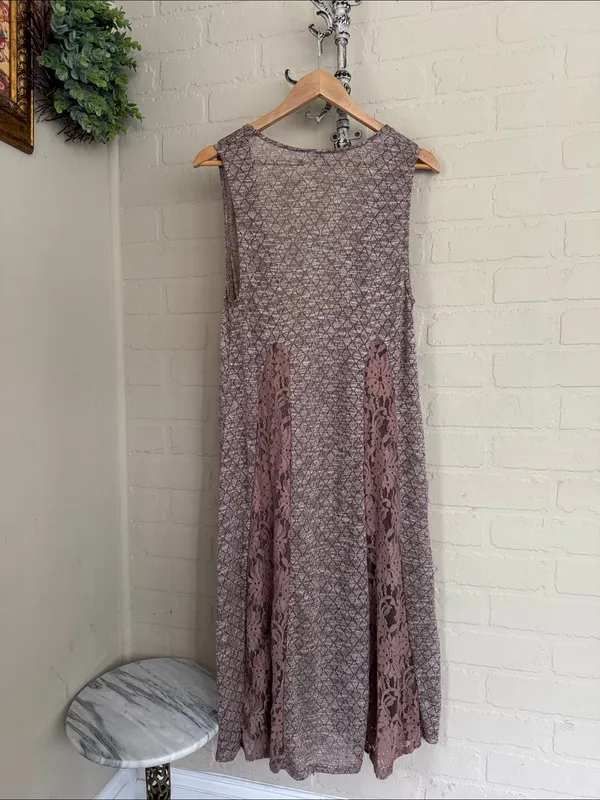 Umgee long vest Sleeveless Lace Panel in Mauve brown medium - Image 6