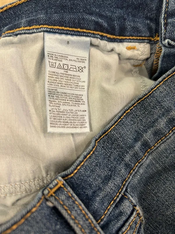 Old Navy Denim Shorts - Image 4