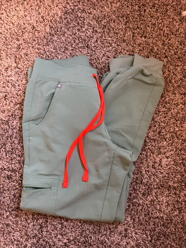 FIGS Scrubs Set Jade - Image 3