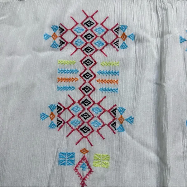 Westbound White Blouse with Multicolor Embroidery NWT Women’s XL - Image 2