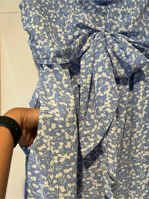 Entro Blue Floral Strapless Tie-Front wide leg Jumpsuit size M - Image 7