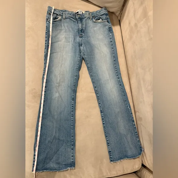 GAP Women's Faded Blue Straight Low Rise Boot‎ cut Jeans Size 12Reg - Image 2