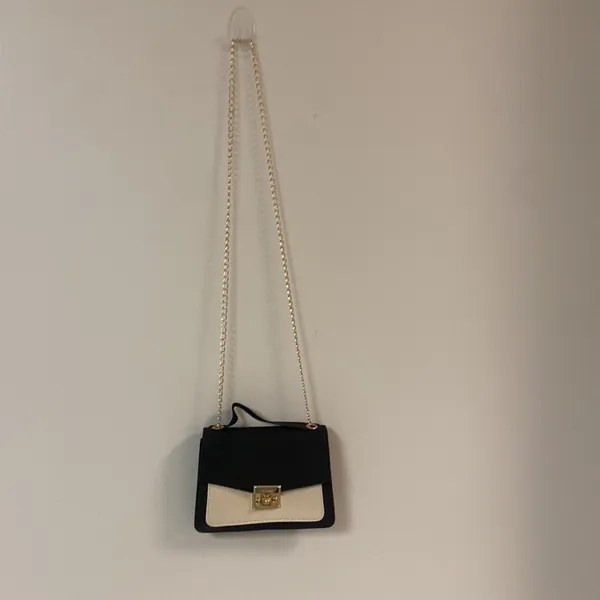 SheIn Mini Twist Lock Color Block Flap Chain Small Satchel Bag - Image 3
