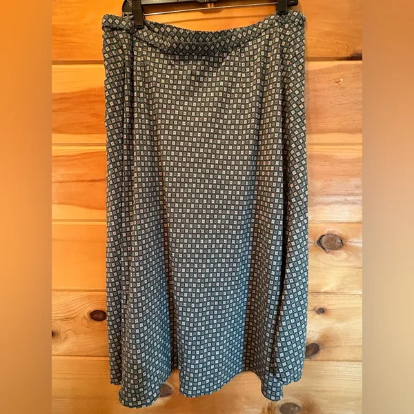 J. Jill Black and Cream Geometric A-Line Skirt - Image 3