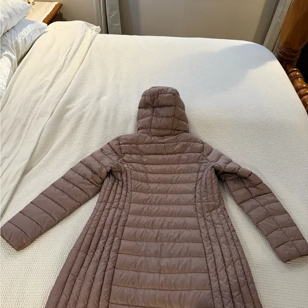 Women's Long Packable Puffer Jacket Pink - Image 2