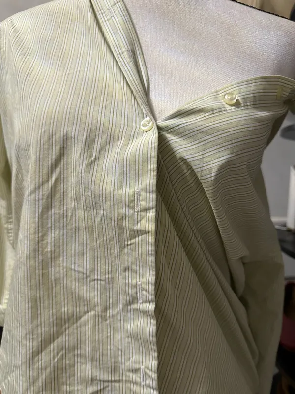 Lands' End Button-Up Women’s Shirt - Image 3