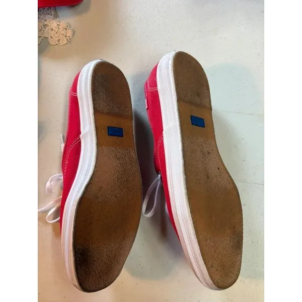 Keds women’s size 10 red tennis shoes - Image 3