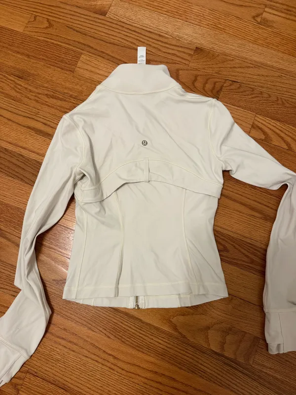 Lululemon Define Jacket Cropped - Image 4