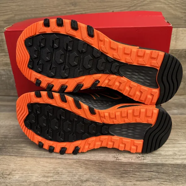 New Balance Men 8, Women 9.5 WIDE 4E Black Orange Sneakers 410v8 Low Trail Shoes - Image 12