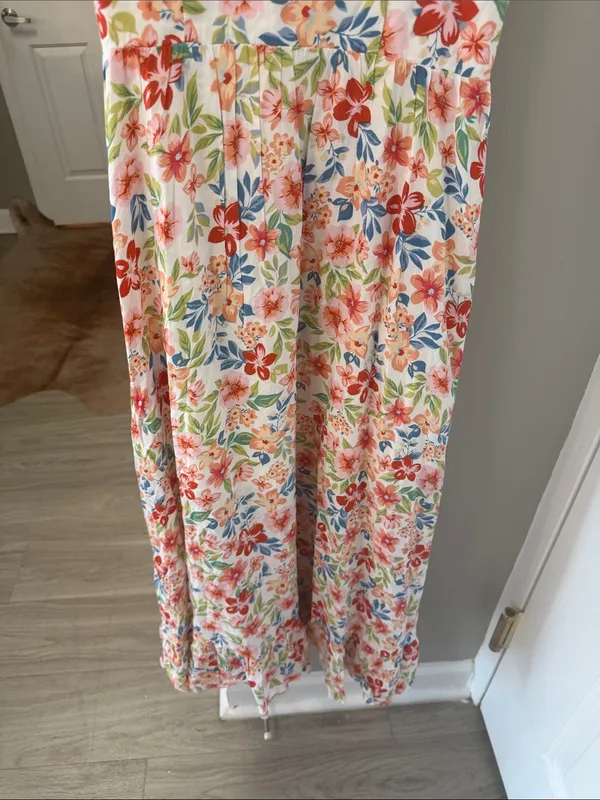$99 Selfie Leslie x Indikah Floral Midi Dress - NWOT, Size Small - Image 5