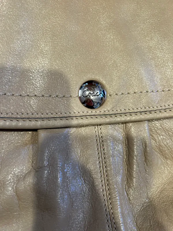 Coach Soho Pleated Tan Leather Flap Shoulder Bag - Image 3