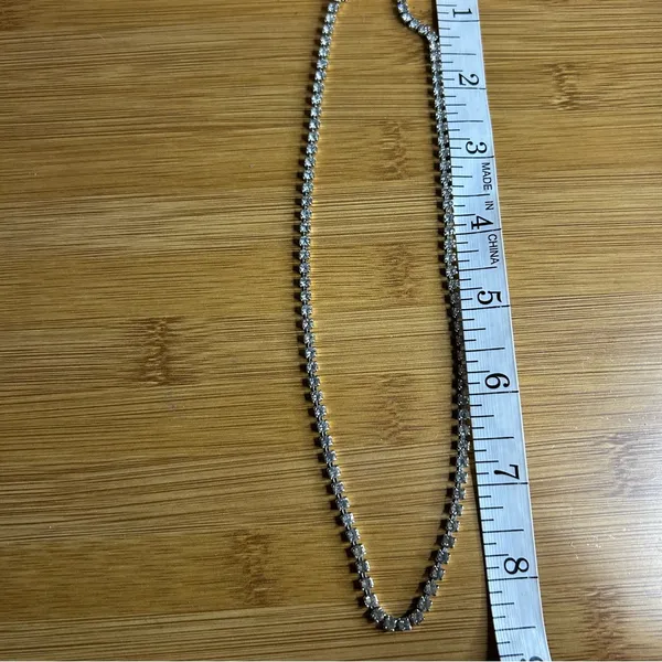 Elegant Silver Necklace for Women - Image 4