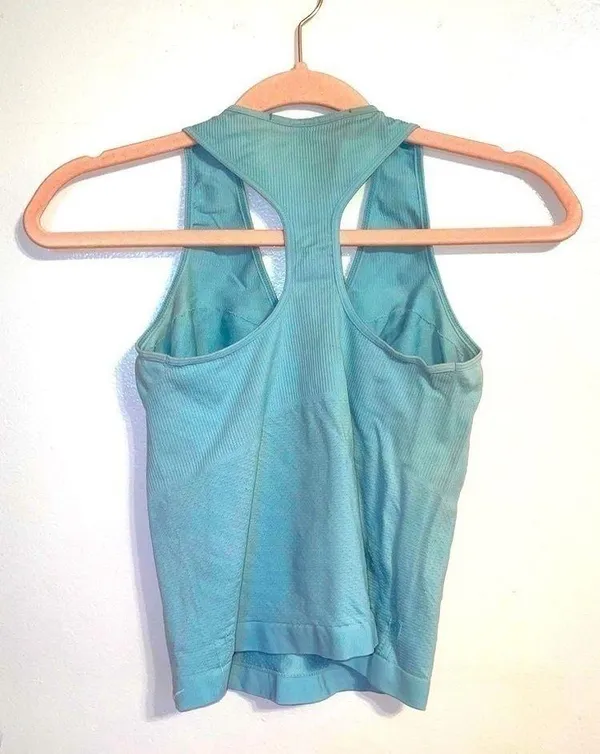 𝅺sporty Gym Top - Image 2