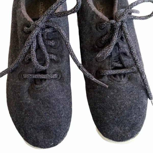 EUC Allbirds sneakers - Image 2