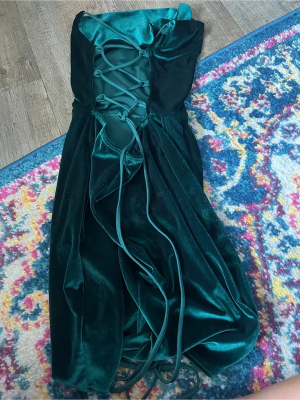 Lucy In the sky Green Velvet Mini Dress Size XSmall - Image 8