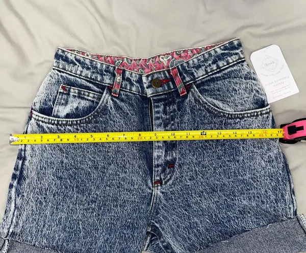Wrangler High Waisted Vintage Jean Short - Image 5