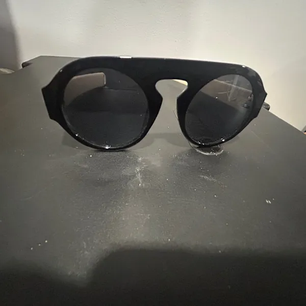 Stylish Black Sunglasses - Image 13