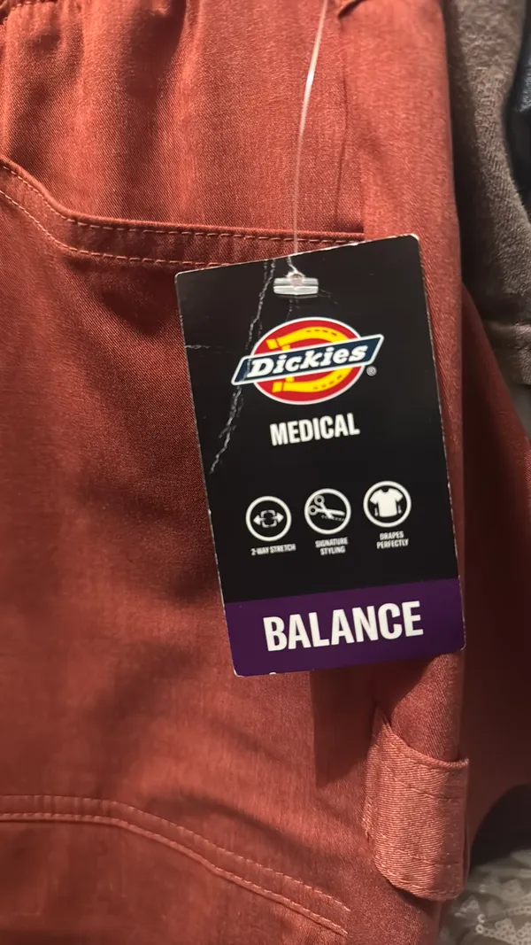 Dickies Scrubs Set  - Image 6