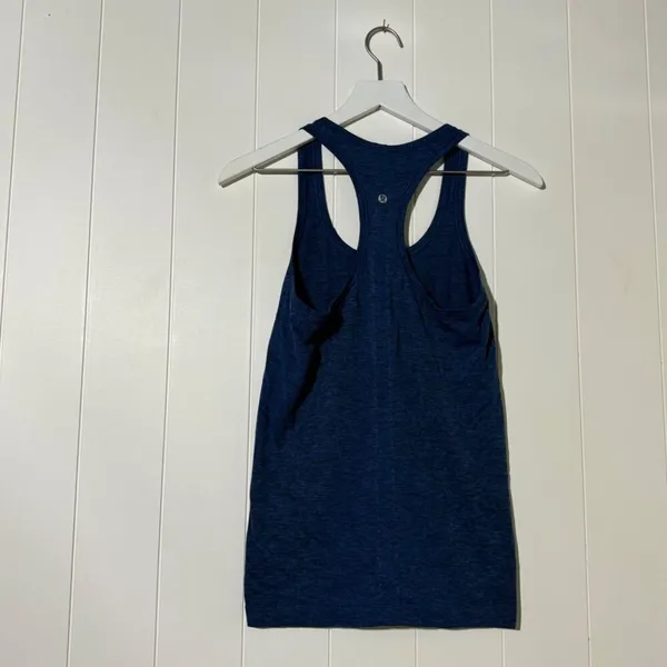 Lululemon Swiftly Tec Sporty Racerback Blue and Black Tank Top Women's Size 6 - Image 5