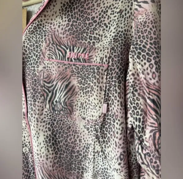 SKIMS Three-Piece Pajama Set L - Image 10