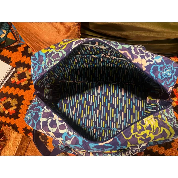 Vera Bradley Retired Katalina Blues Large Weekender Quilted Floral Duffel Bag - Image 6