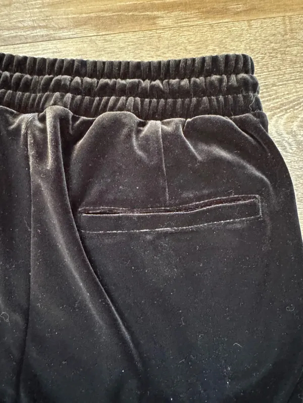 Gap Black Crushed Velvet Jogger Pants S - Image 5