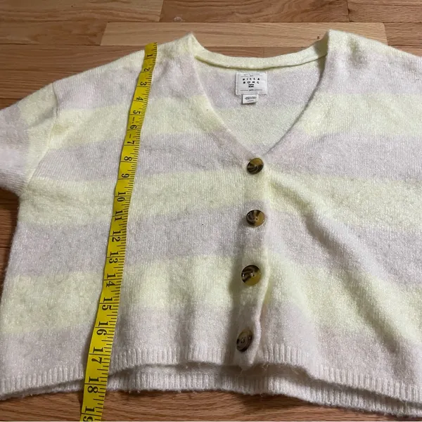 Billabong Coastal Boho Cropped Cardigan Small Beachy Purple Yellow Striped - Image 6