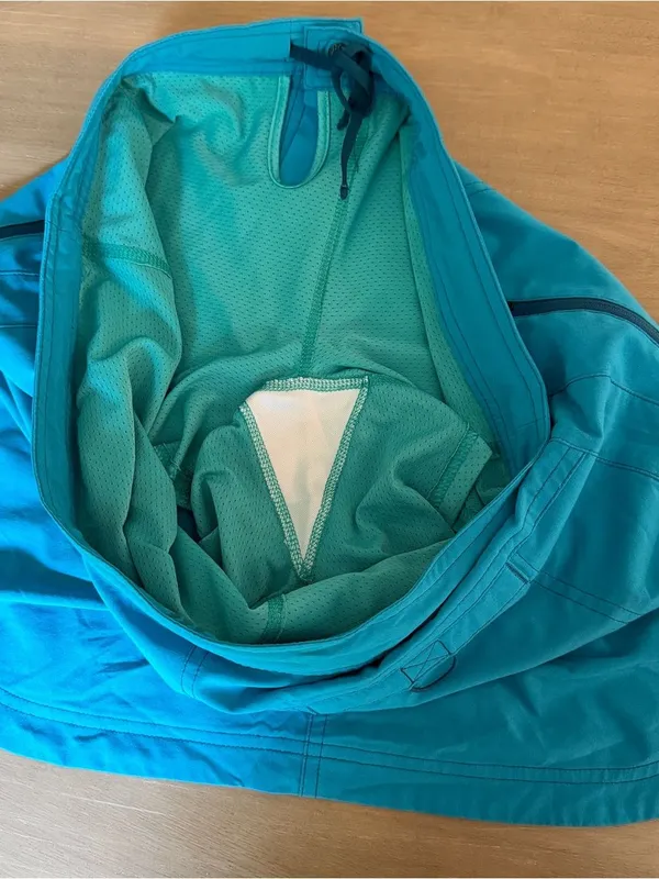 Title Nine Skort Size 10 Electric Blue Tenniscore Zip Pockets Active Travel - Image 5