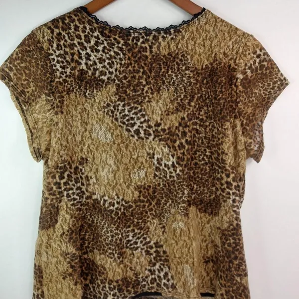 Bay Studio L Animal Print Golden Leopard Stretch Top - Image 8
