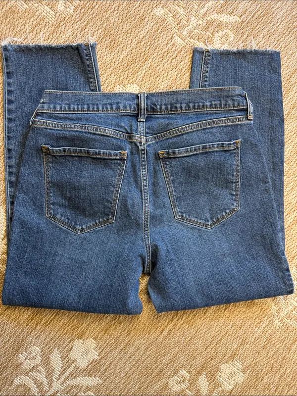 Old Navy Women's Dark Blue boyfriend mid Rise Jeans - Image 4