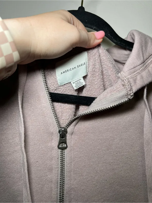 American Eagle Dusty Mauve Half-Zip Hoodie - Image 3