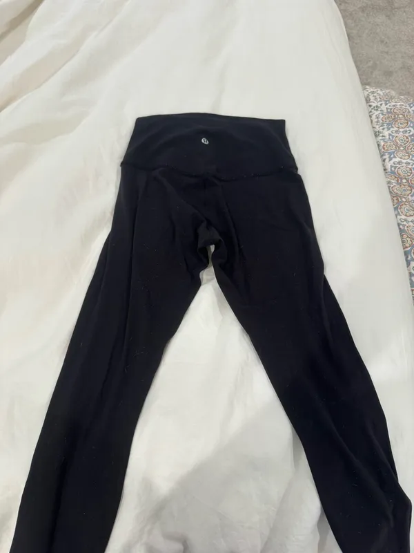 Lululemon Cropped Leggings Black - Image 2