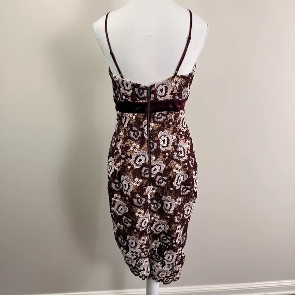 Bardot Floral Lace Midi Dress Burgundy Cream V-Neck Asymmetrical Hem Size US 6 - Image 3