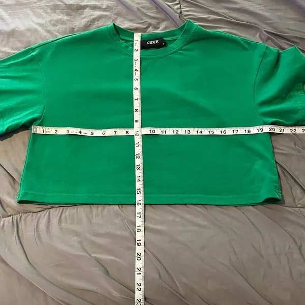 Women's Small Cider Green‎ Crop Top - Image 6
