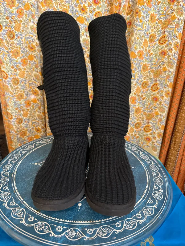 UGG Classic Cardy Knit Boots size 7 - Image 2