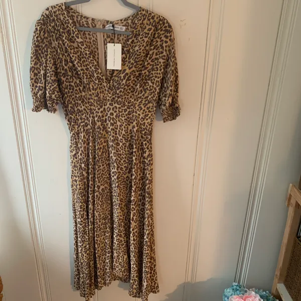 Faithfull the Brand Maggie Midi Dress Leopard Sz 6 - Image 4