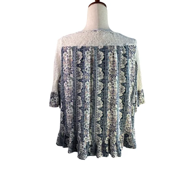 G Collection Floral Lace Boho Blouse – Size XL - Image 4