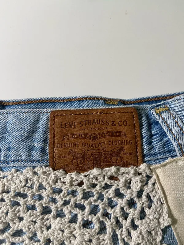 Levi’s Mini Denim Skirt - Image 3