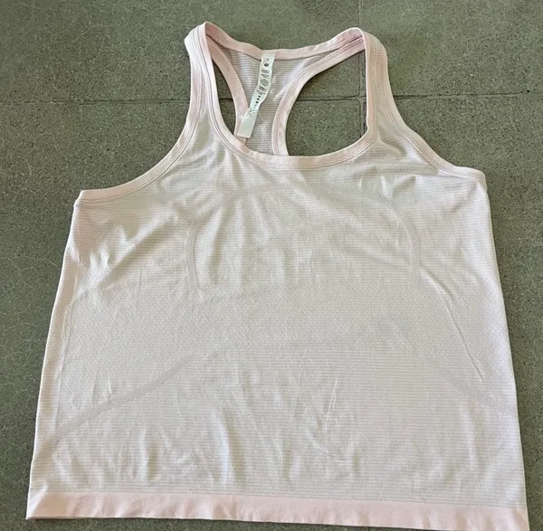 Lululemon Athletica Strawberry Milkshake Swiftly Tank - Race Length - Image 2