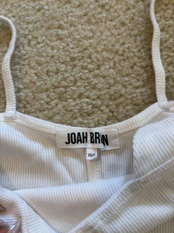 Joah Brown White Ribbed Cropped Camisole - Image 2