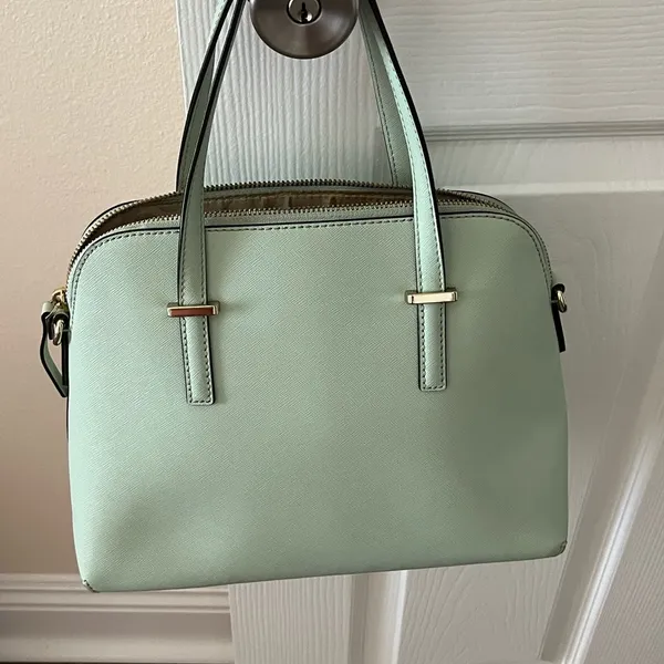 Kate Spade bag. In perfect condition. Only missing strap. - Image 3