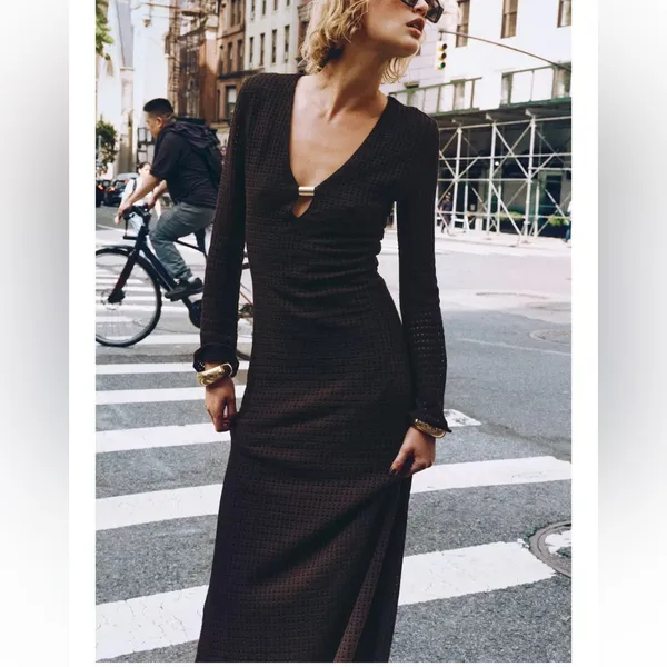 Zara NWT brown knit gold detail key hole front long sleeve midi maxi dress - Image 7