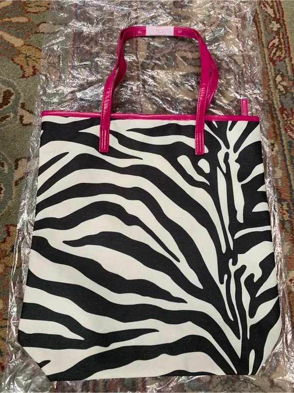Zebra Print Tote Bag with Magenta Handles Lightweight Brand New - Image 2
