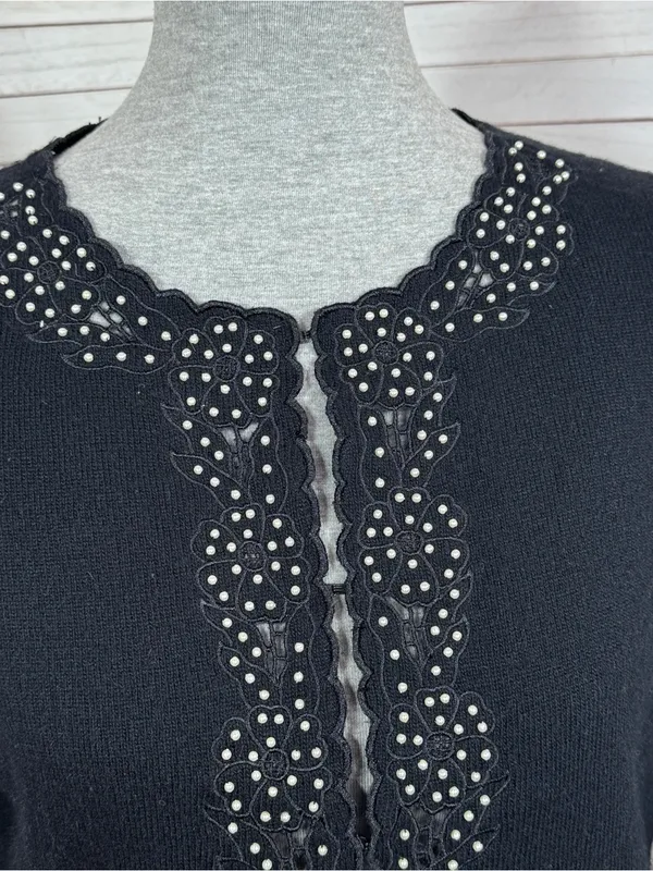 Vintage Lilly Pulitzer Embroidered Pearl Bead Crop Cardigan Sweater Black Medium - Image 2