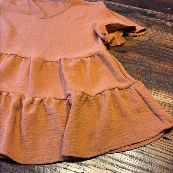 Ladies Fall Sienna Color  Top size small - like new!! - Image 2