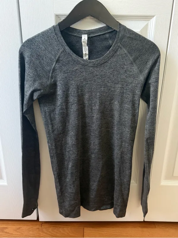 Lululemon Swiftly Tech Long Sleeve in Variegated Mesh Camo - Image 2