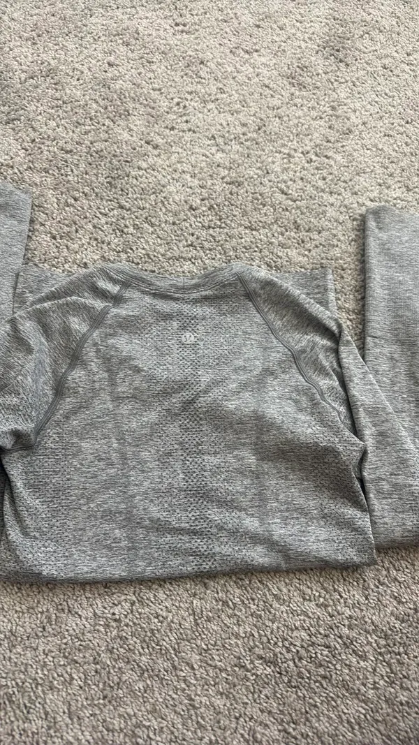 Lululemon Swiftly Tech Long Sleeve - Image 2