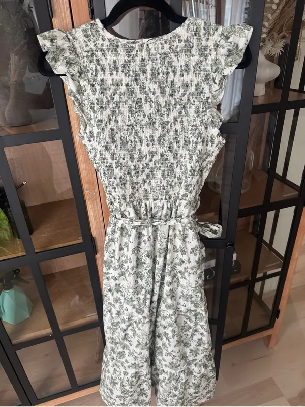 Joie floral cotton Maxi dress smocked midi short sleeve ruffle pockets tie waist - Image 4