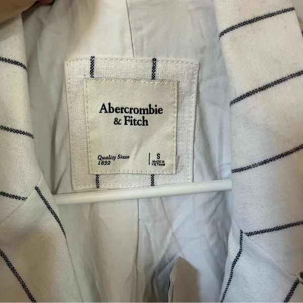 New Abercrombie & Fitch Linen blend Striped Blazer small white black pinstripe - Image 6