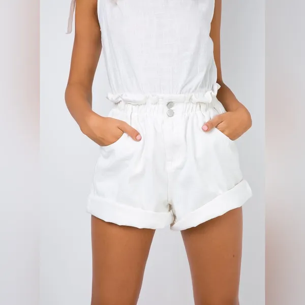 Princess Polly Shipwreck Paper Bag Denim Shorts in White Size 0 New with tag - Image 2